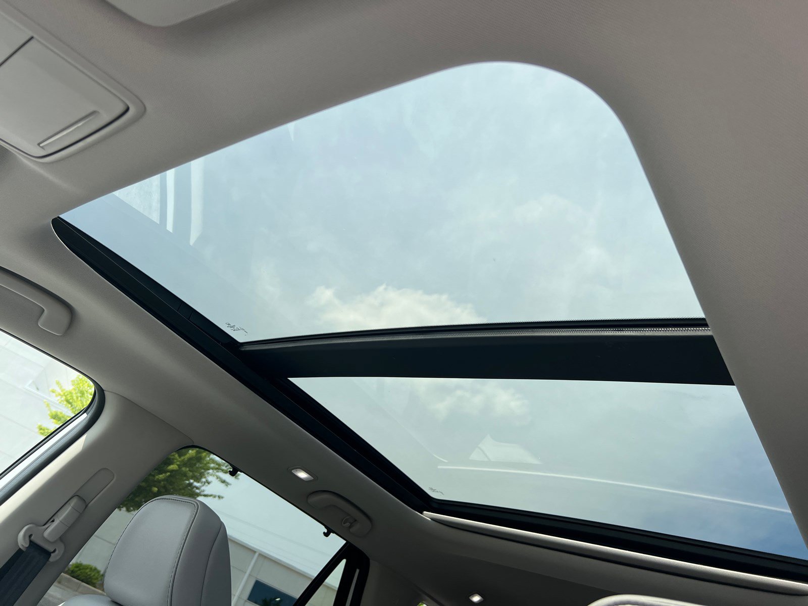 2025 Honda Pilot Touring photo 22