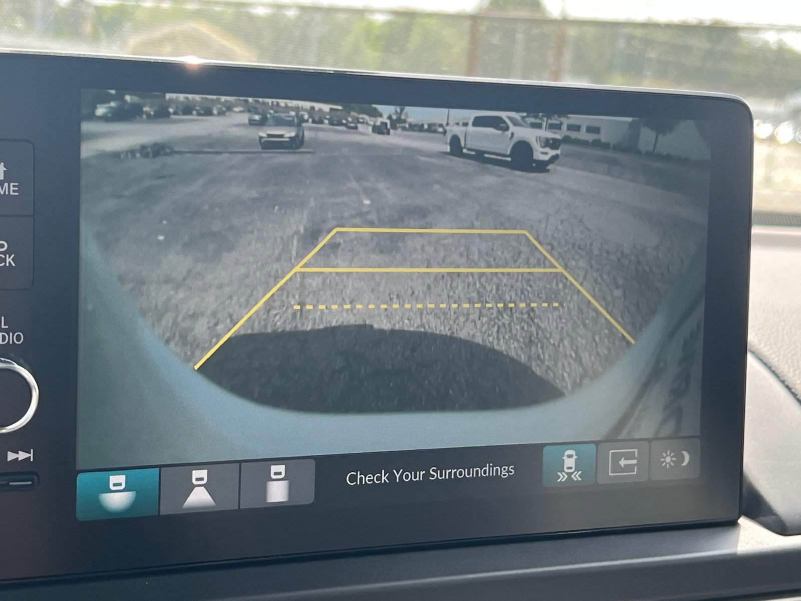2025 Honda Pilot Touring photo 23