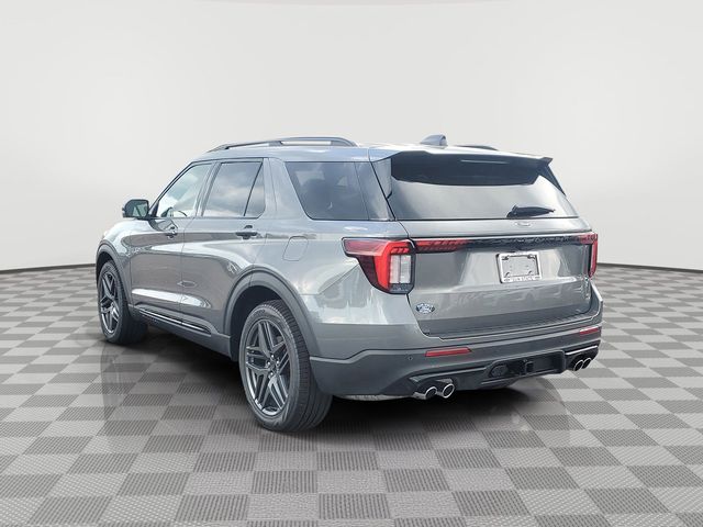 2025 Ford Explorer ST photo 3