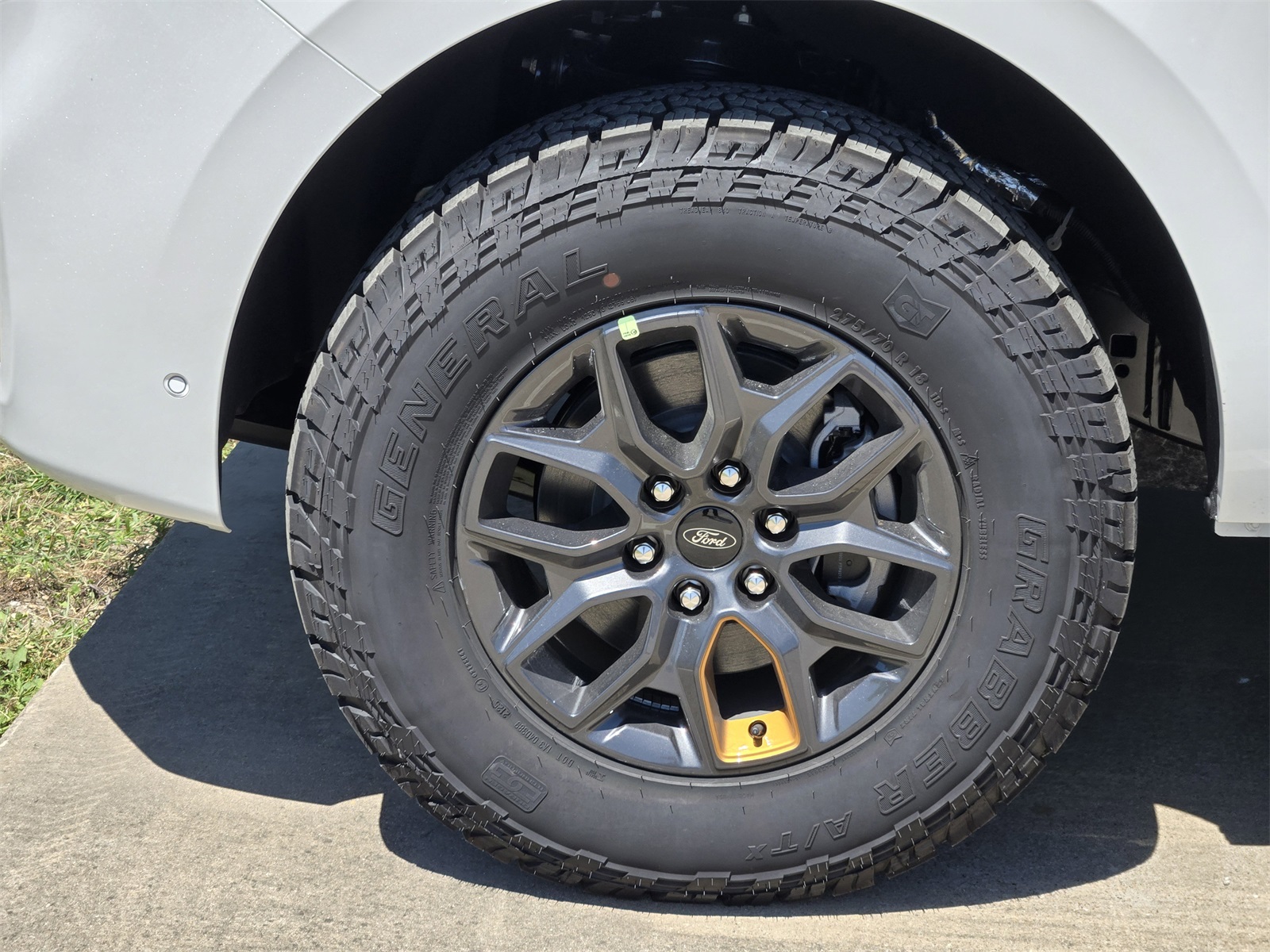 2025 Ford Expedition photo 7