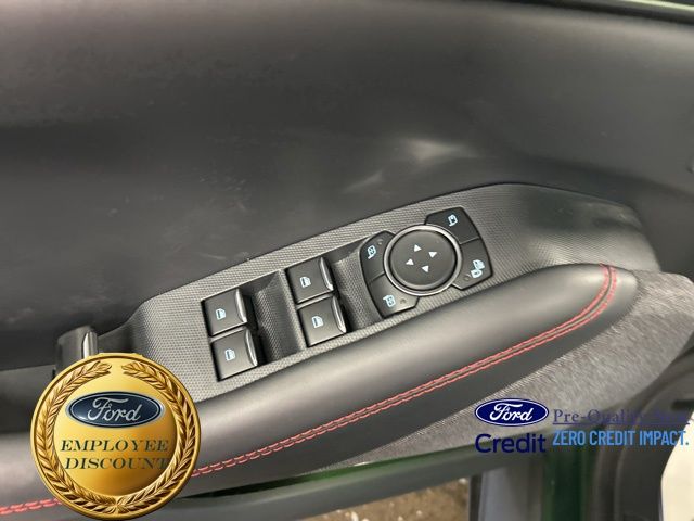 2025 Ford Mustang Mach-E Premium photo 10