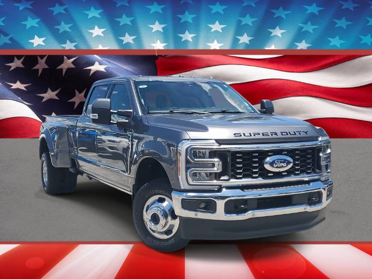 2023 Ford Super Duty F-350 DRW LARIAT