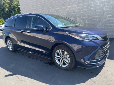 2021 Toyota Sienna Platinum