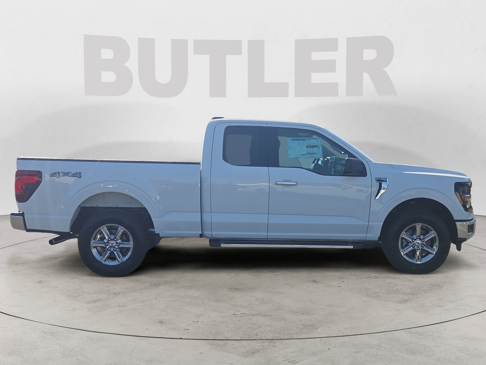 2025 Ford F-150 XLT photo 5