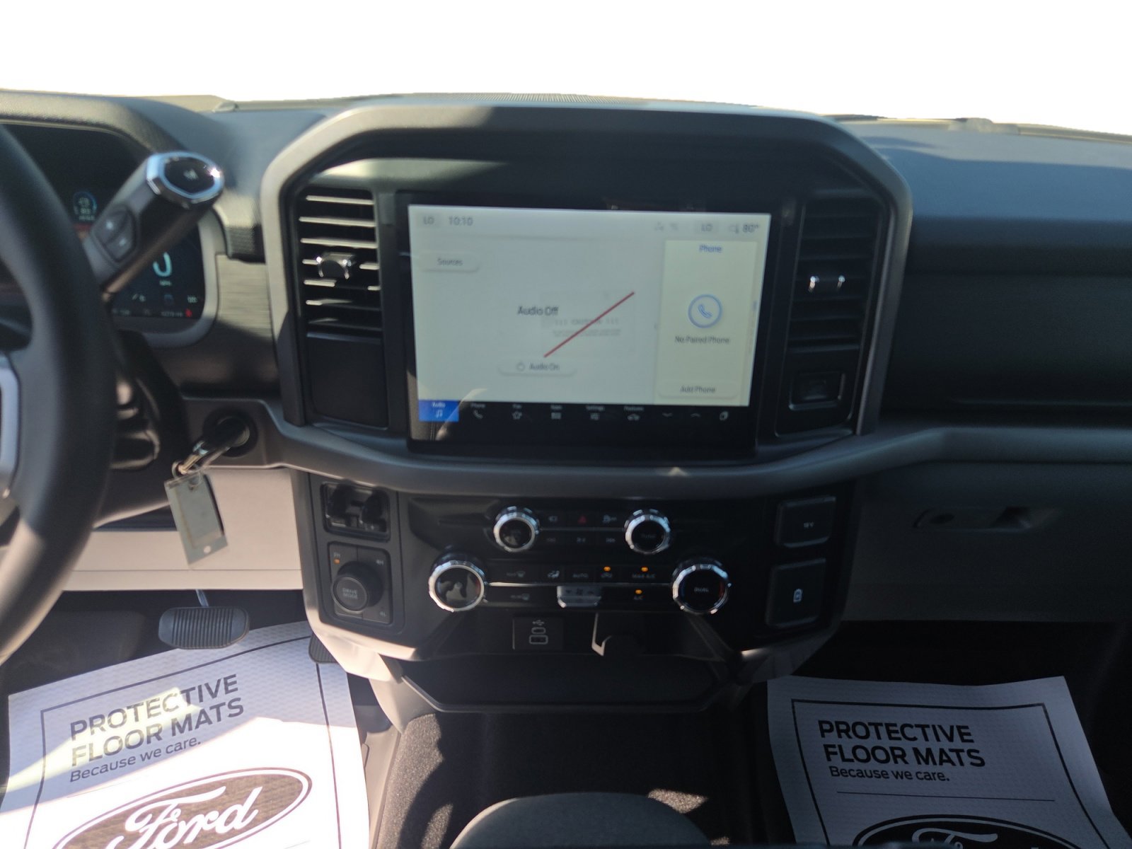 2025 Ford F-150 XLT photo 10