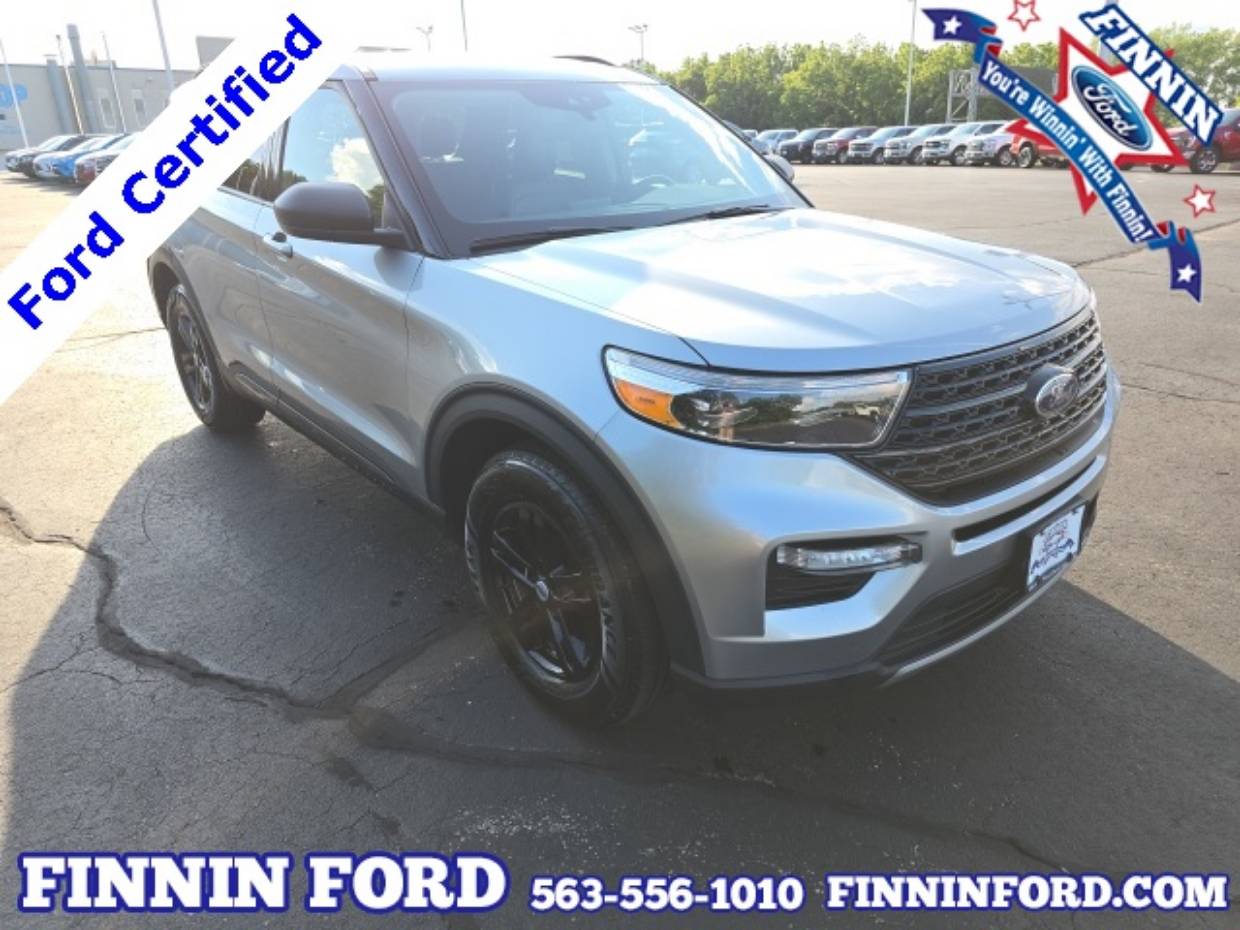 2023 Ford Explorer XLT's photo