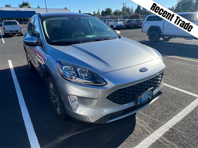 2022 Ford Escape Titanium