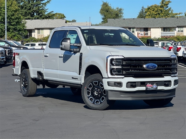 2025 Ford F-350SD Platinum