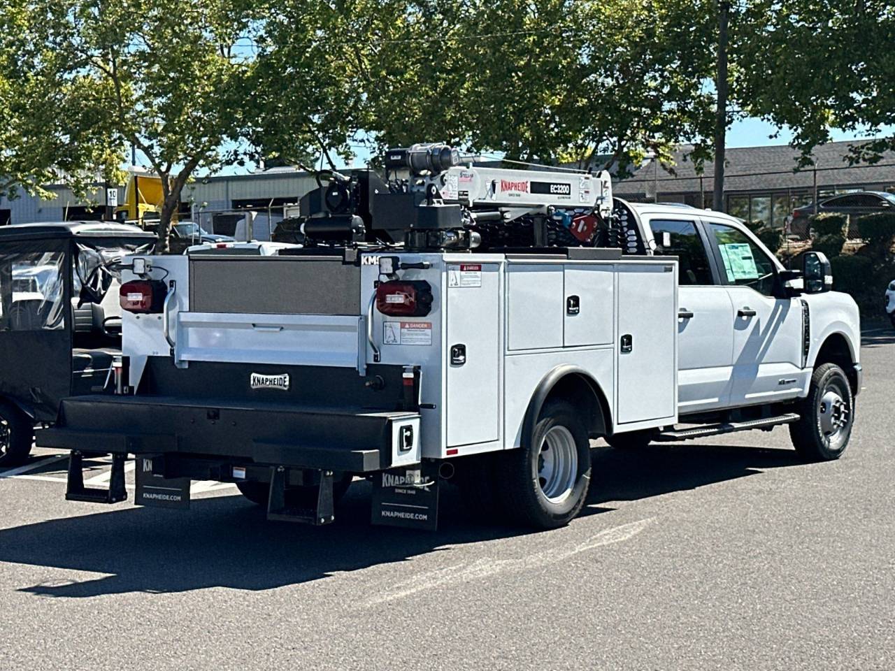 2024 Ford F-350 Super Duty Chassis Cab XL - Photo 6
