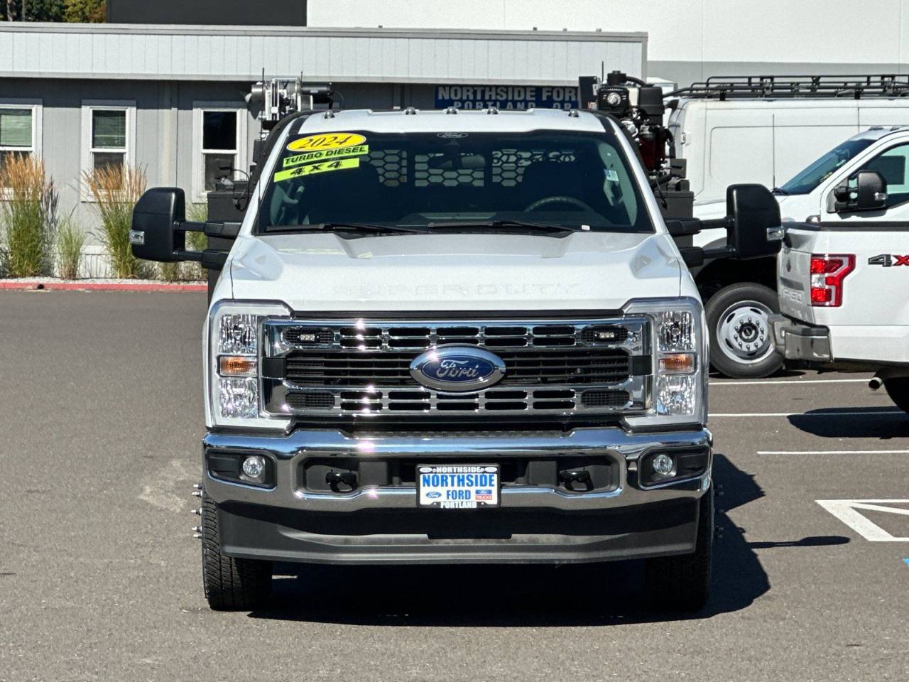 2024 Ford F-350 Super Duty Chassis Cab XL - Photo 9