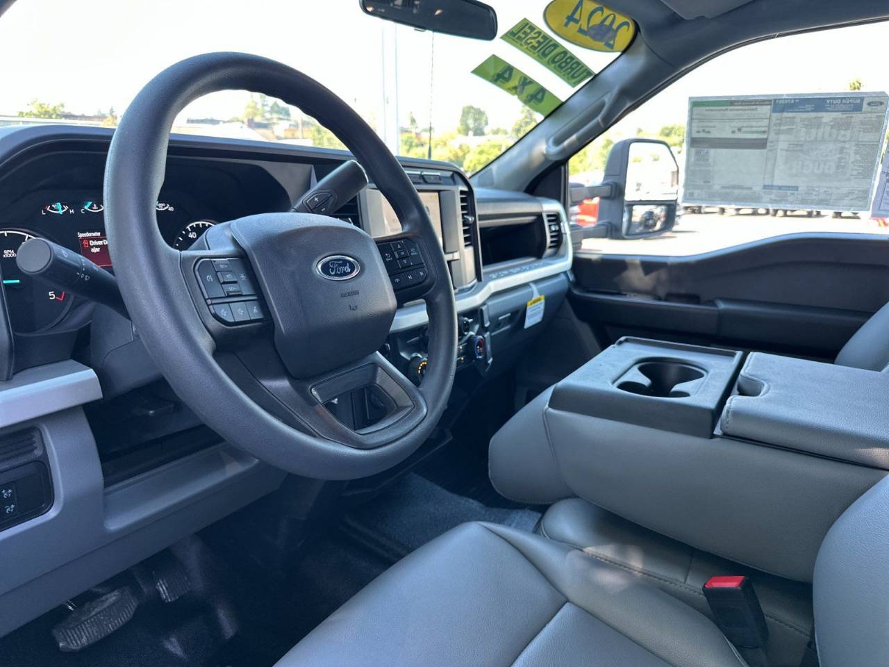 2024 Ford F-350 Super Duty Chassis Cab XL - Photo 10