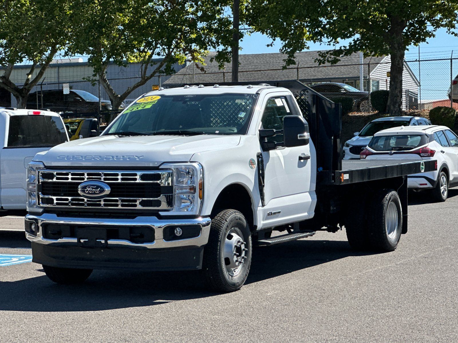 2024 Ford F-350 photo 2