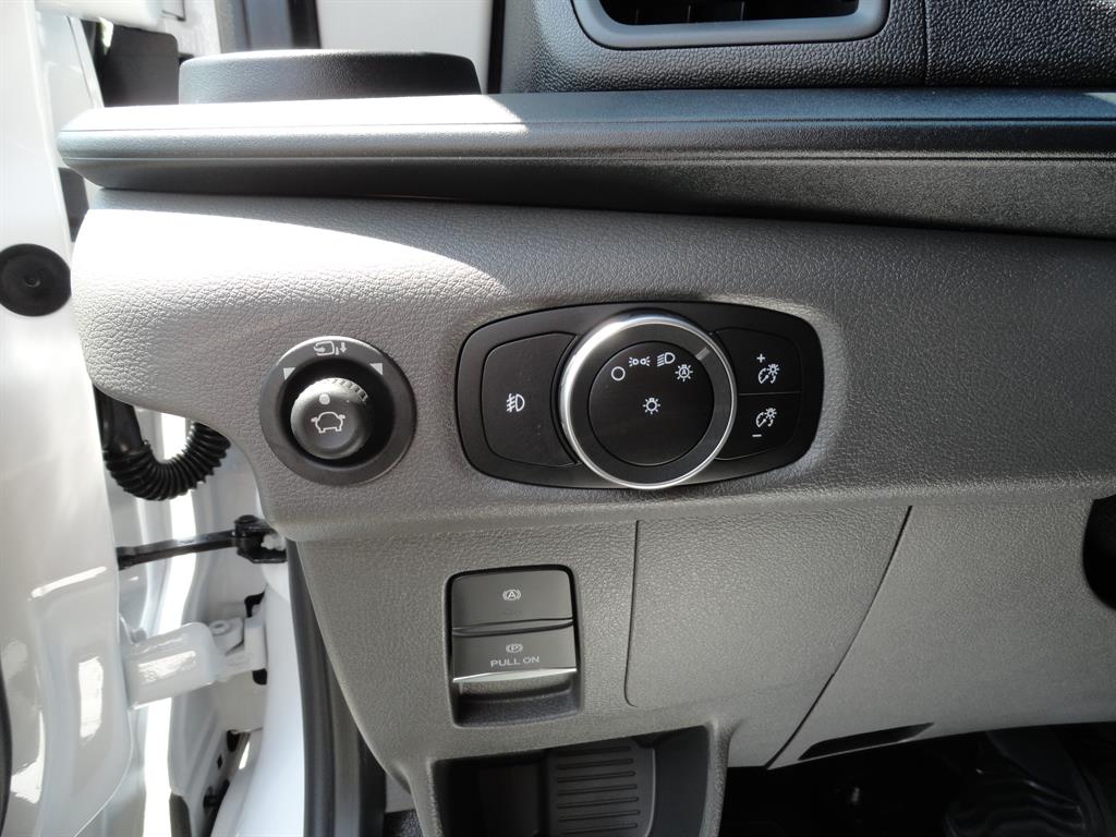 2025 Ford Transit XL photo 9