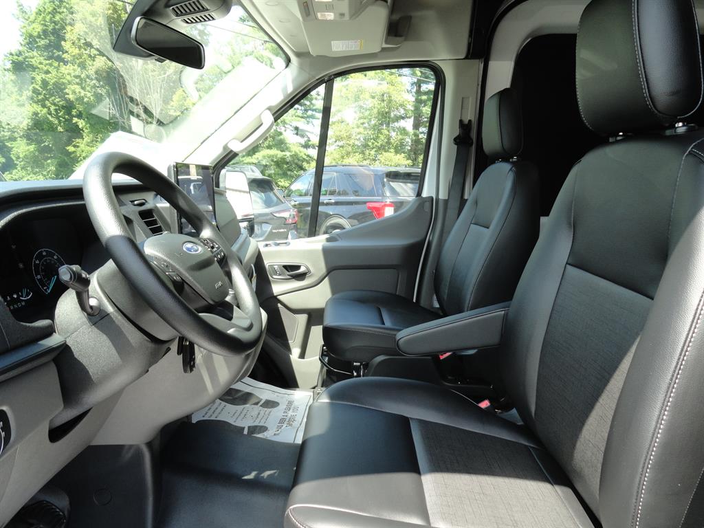 2025 Ford Transit XL photo 10