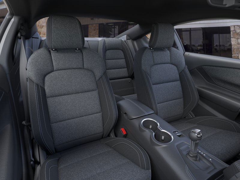 2025 Ford Mustang photo 9
