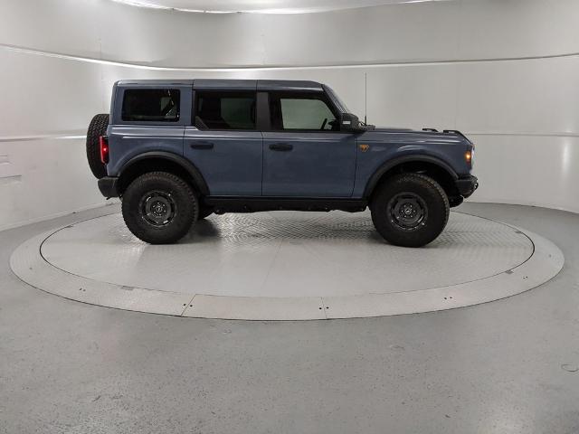 2025 Ford Bronco Badlands photo 2