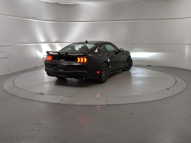 2025 Ford Mustang GT photo 3
