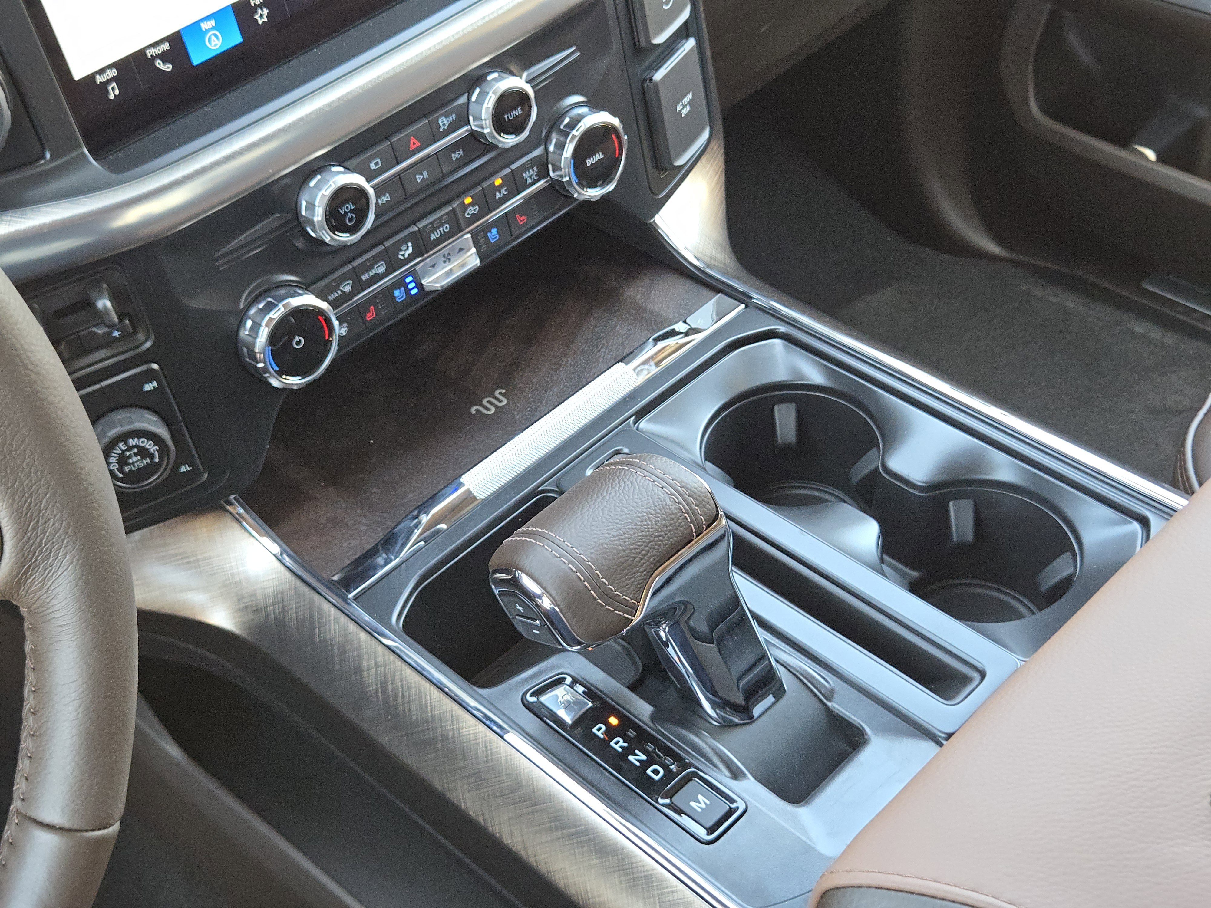 2025 Ford F-150 King Ranch photo 12