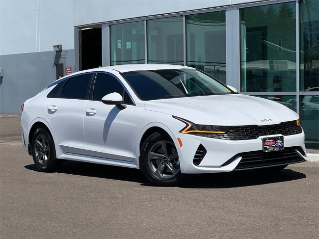 2022 Kia K5 LX