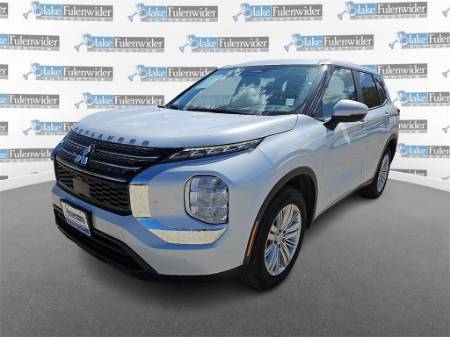 2024 Mitsubishi Outlander ES