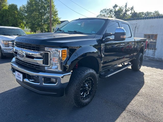 2017 Ford F-250 XLT photo 7