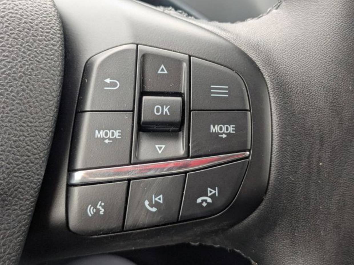 2025 Ford Maverick XLT - Photo 16