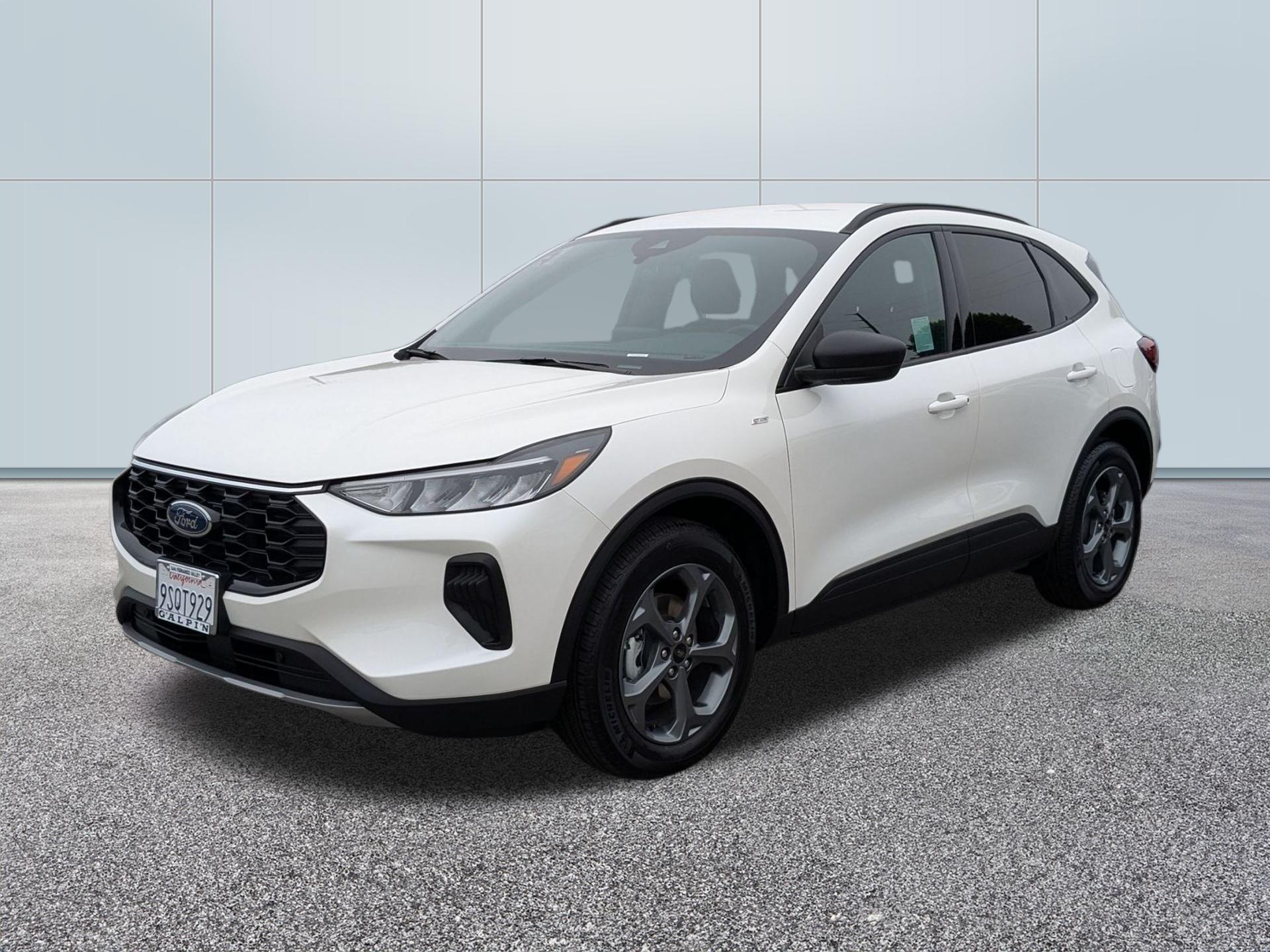 2025 Ford Escape ST-Line photo 5