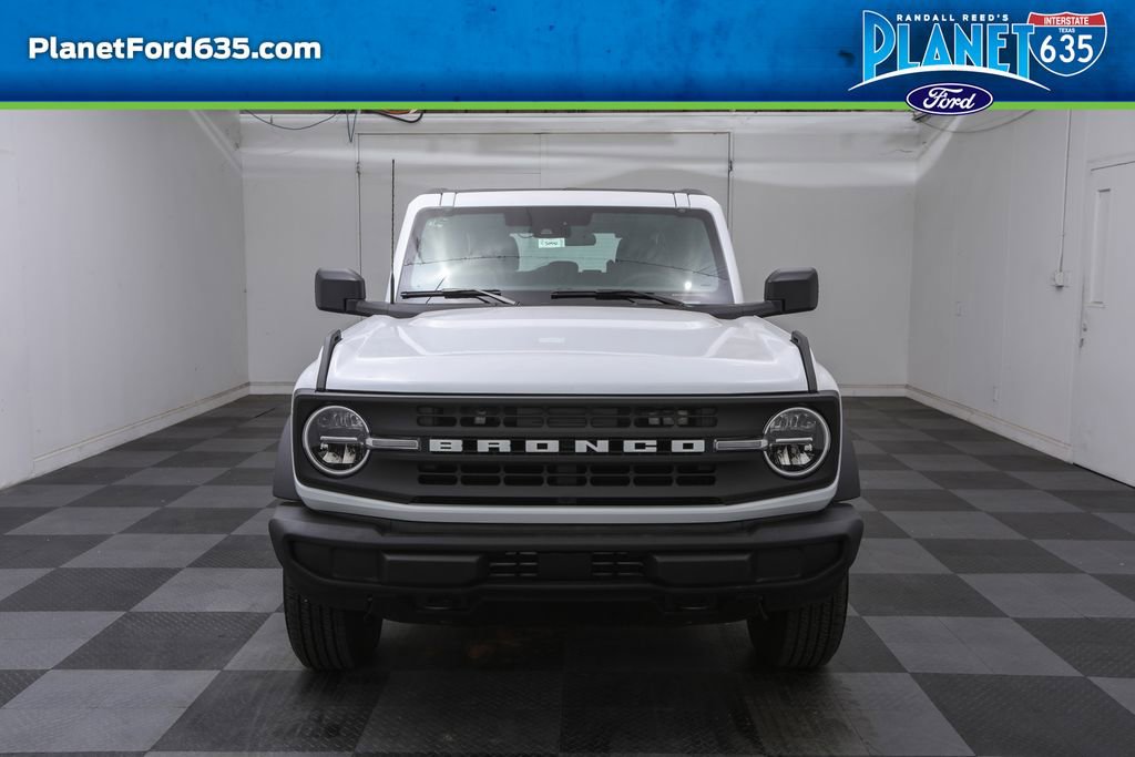2025 Ford Bronco Base photo 2