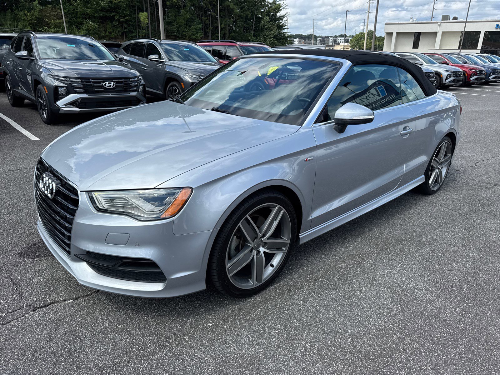 2015 Audi A3 1.8T Prestige photo 3