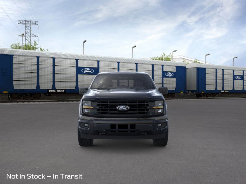 2025 Ford F-150 XLT photo 2