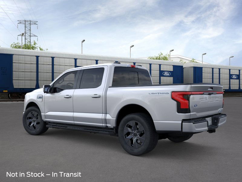 2025 Ford F-150 Lightning Lariat photo 3
