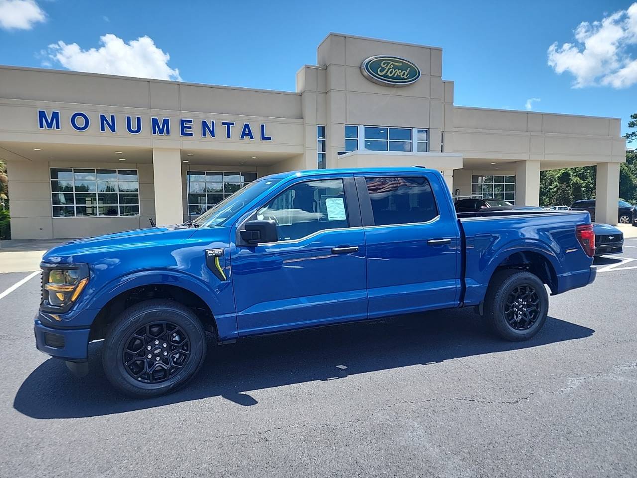 2025 Ford F-150 STX's photo