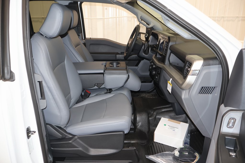 2025 Ford F-350 photo 10
