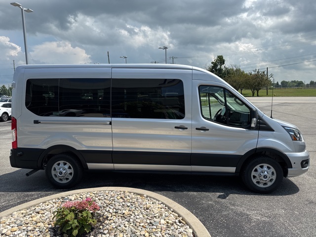 2025 Ford Transit Passenger XLT photo 2
