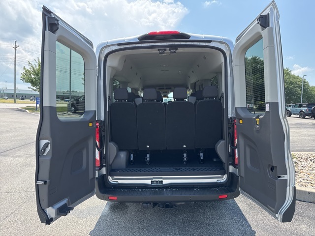 2025 Ford Transit Passenger XLT photo 17