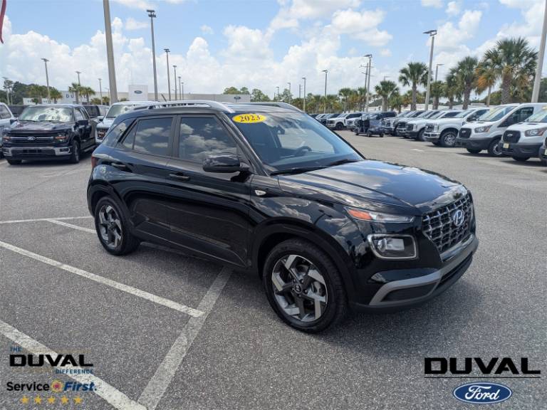 2023 Hyundai Venue SEL