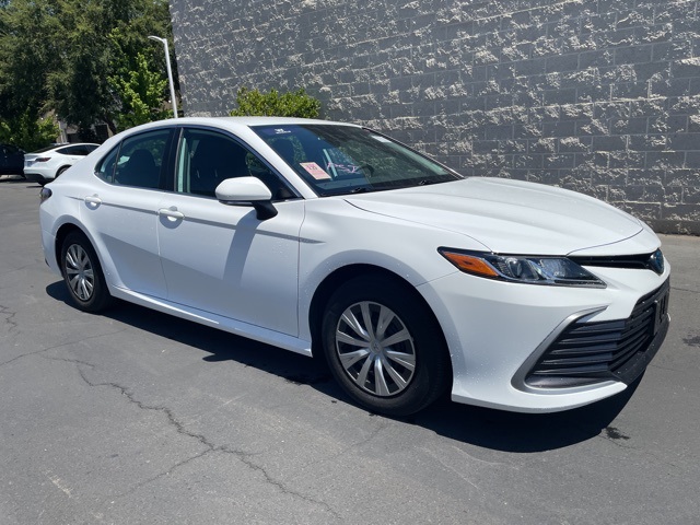 2023 Toyota Camry Hybrid LE