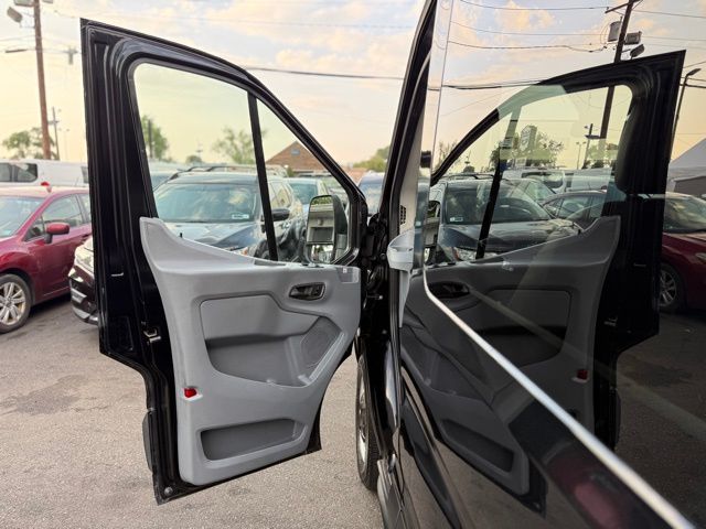 2019 Ford Transit photo 11
