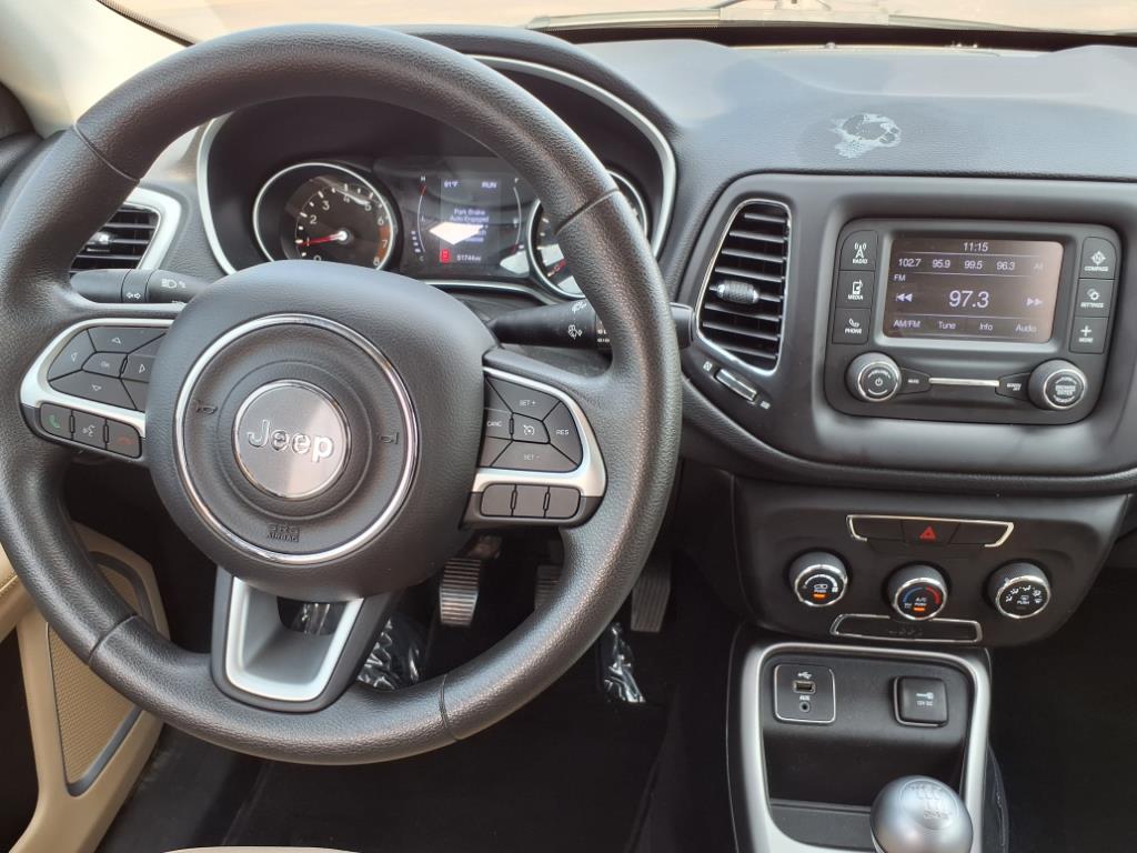 2018 Jeep Compass Sport photo 12