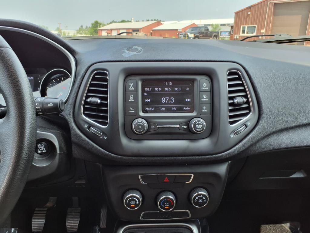 2018 Jeep Compass Sport photo 14