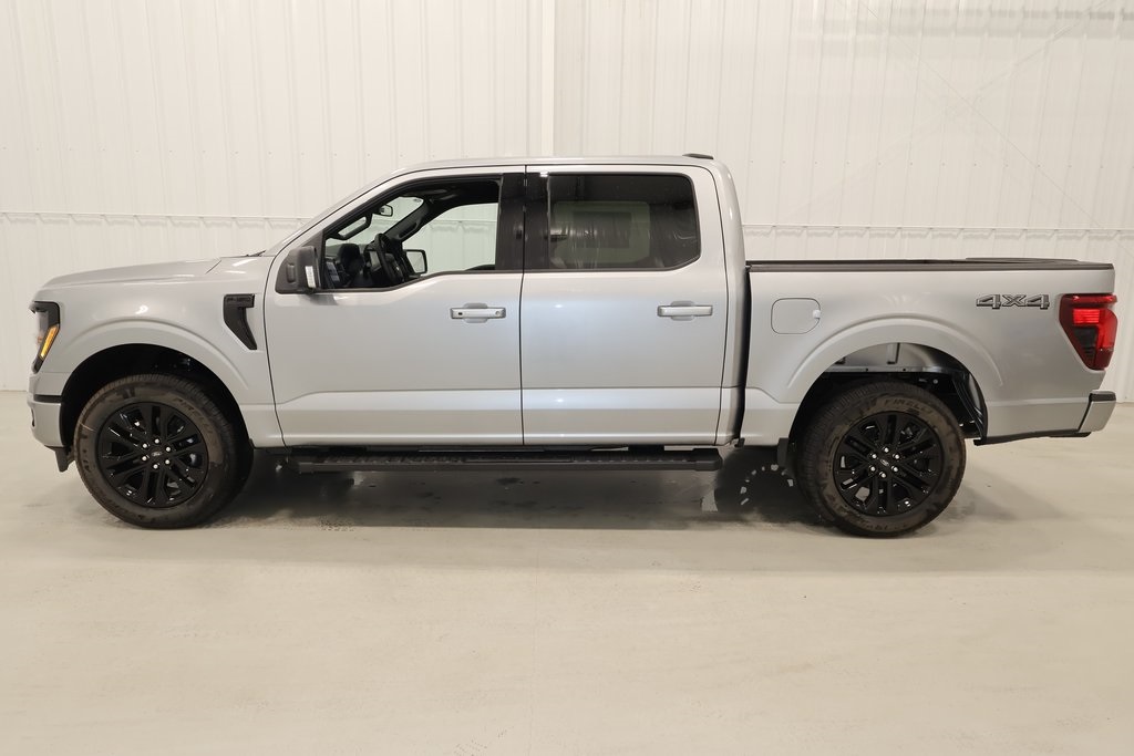 2025 Ford F-150 XLT photo 2