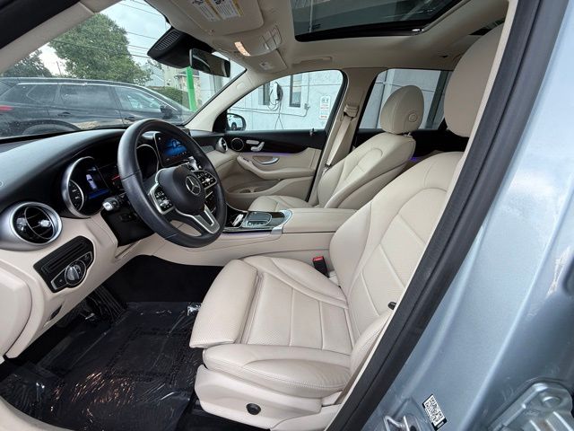2022 Mercedes Benz GLC 300 4MATIC photo 12