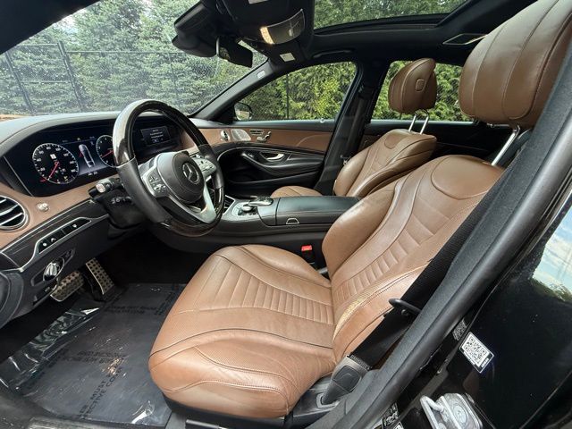 2020 Mercedes Benz S 560 photo 13