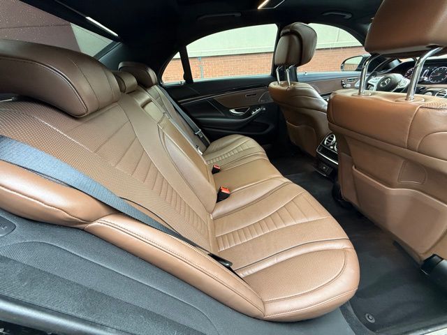 2020 Mercedes Benz S 560 photo 19