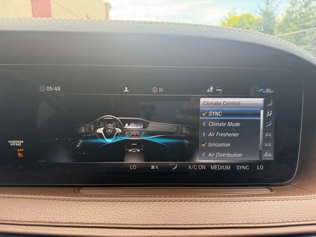 2020 Mercedes Benz S 560 photo 28