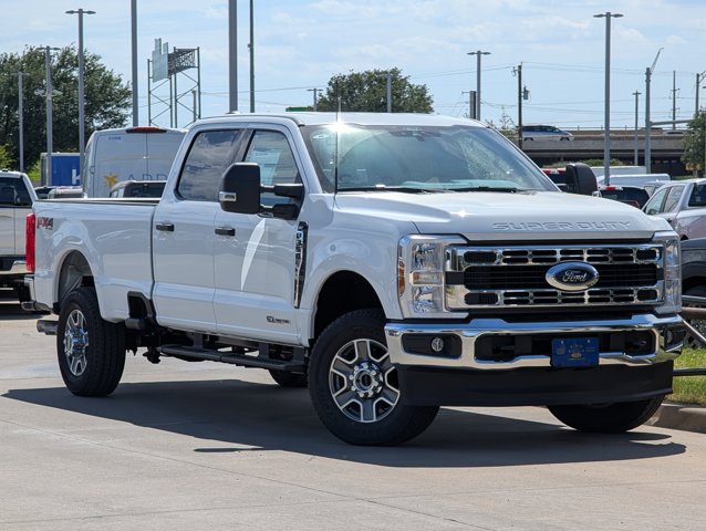New 2025 Ford Super Duty F-250 SRW XLT