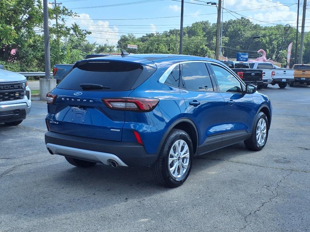 2023 Ford Escape Active photo 3