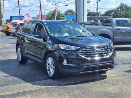 2020 Ford Edge Titanium