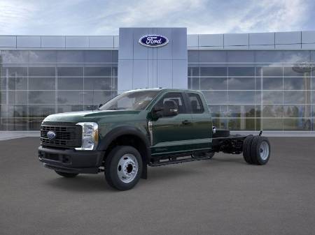 2025 Ford Super Duty F-550 DRW XL