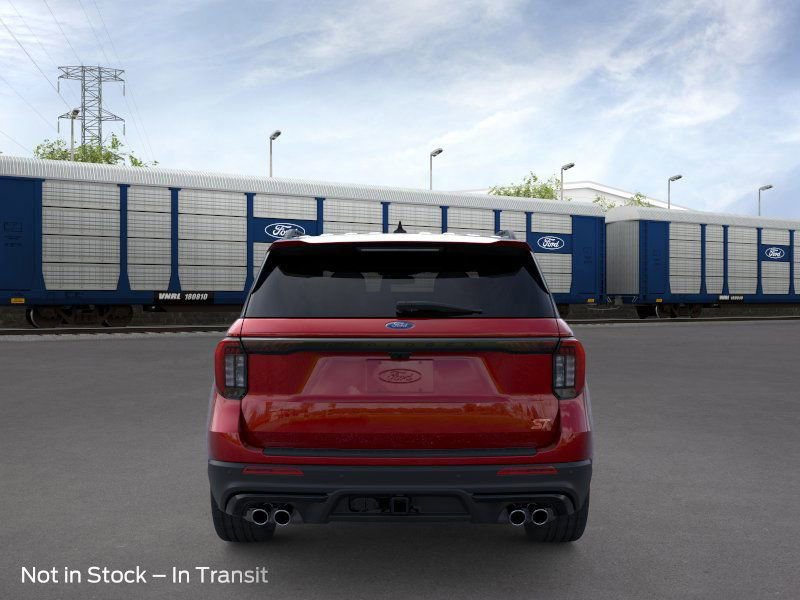 2025 Ford Explorer ST photo 6